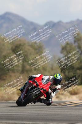 media/Oct-13-2025-Moto Forza (Mon) [[a66d839500]]/2-A Group/Session 4 Turn 7/